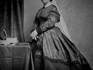 Queen Emma of Hawaiʻi, carte de visite by John & Charles Watkins