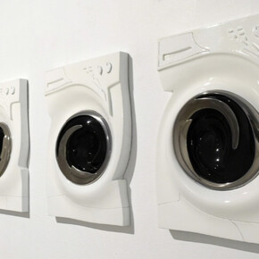 Leandro Erlich. Courtesy of Art Front Gallery