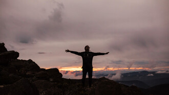 El crecimiento es la segunda etapa universal tras la expresión