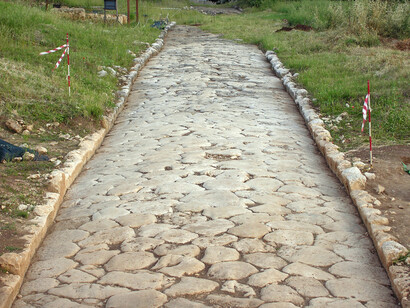 Strada nella Sabina romana lungo la via Salaria