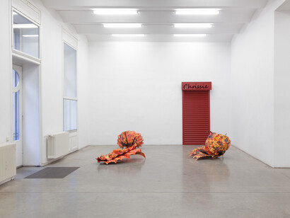 4 x 1 = 30. Courtesy of Christine König Galerie