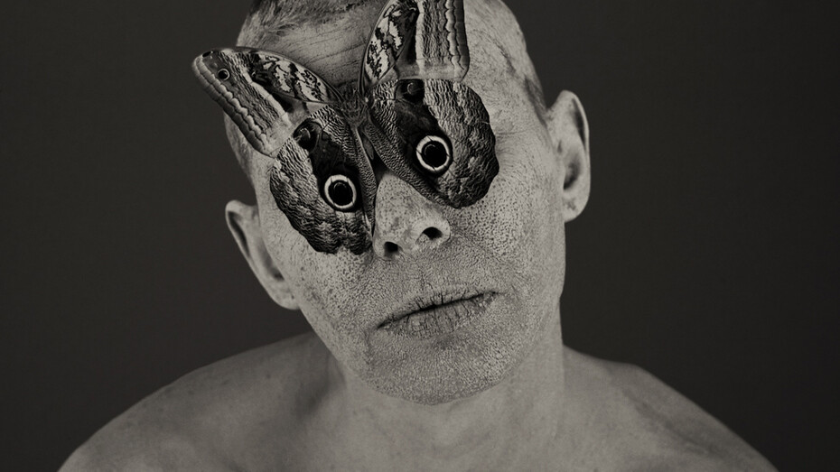 Roberto Kusterle, Lenti a contatto, 2003, fotografia ai sali d’argento su carta baritata, 200 x 200 mm
