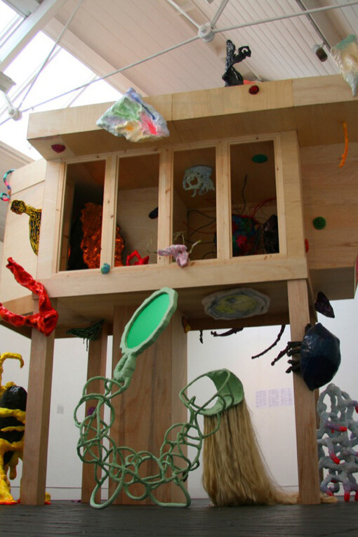 Karen Tang & Daniel Sanderson, Modern Molluscs, 2008, Courtesy of the artist and Vitrine