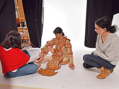 Johnathan Watts, Les coulisses des rencontres, Genève, 2023. Avec l’aimable autorisation du Musée d’ethnographie de Genève