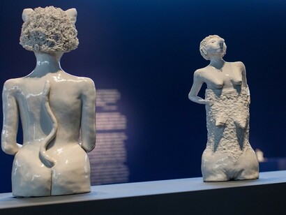 Coille Hooven, Tell It By Heart, Exhibition view. Courtesy of The Museum of Arts and Design