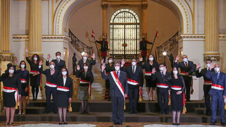 Francisco Sagasti asume la presidencia de la República del Perú para el periodo de transición el 17 de noviembre de 2020