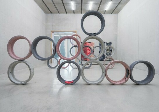 Nicolas Lobo, The Leisure Pit, 2015, Installation view Pérez Art Museum Miami Concrete, rubber sandals, glass pool tiles, metal hardware, Dimensions variable, Photo: STUDIO LHOOQ