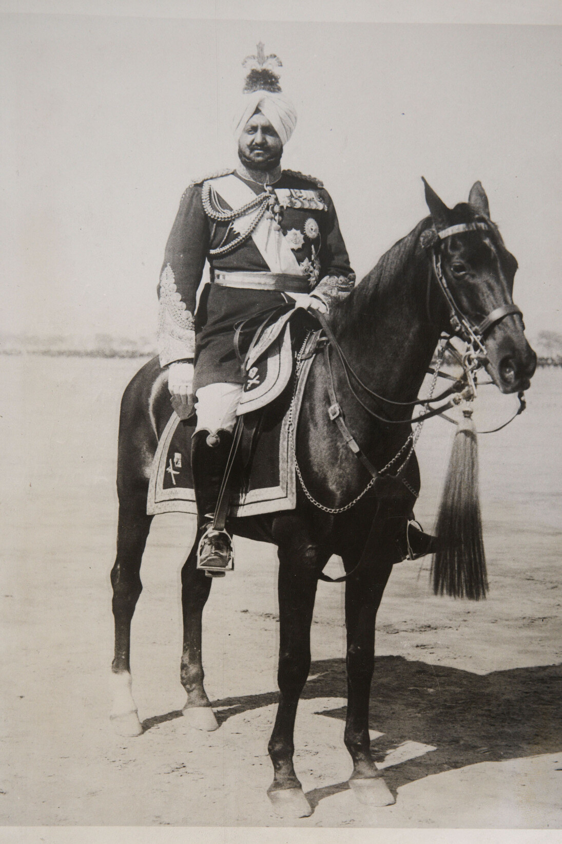 Unknown, Portrait of Maharaja Bhupinder Singh of Patiala, porter. Photograph. The Khanuja Family.