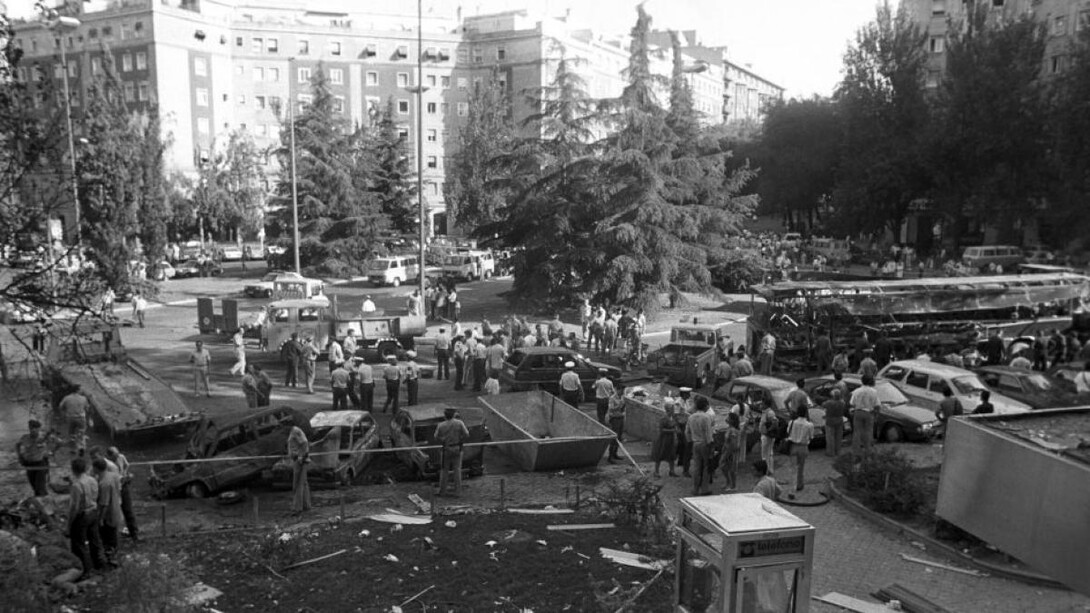 El atentado de Hipercor fue el mayor de la historia de la banda terrorista ETA en la capital catalana,​ causando la muerte de 21 personas y heridas a otras 45