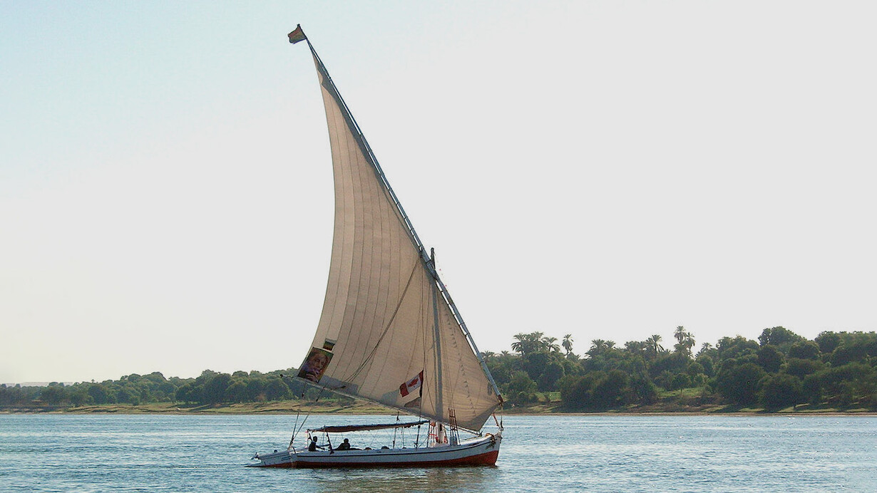 Egitto, Port Said: feluca egiziana con vela latina