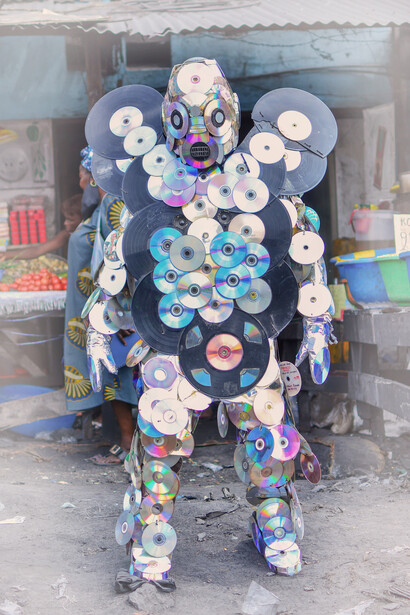 Shaka Fumu Kabaka; El robot de CD, 2018