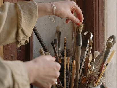 Discute-se o lugar de destaque que a tecnologia ocupou em relação ao fazer artístico