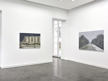 Tirana-Versailles, Exhibition view. Courtesy of Galerie Mitterrand