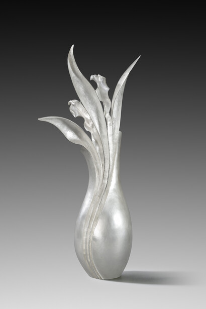 'Persephone' Vase, 2012, Rauni Higson. Image © The Goldsmiths' Company
