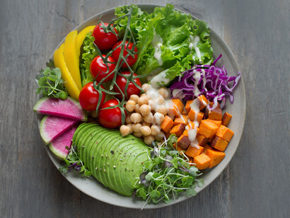 Healthy diets are crucial in preventing health issues 