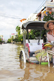Climate change causes floods in many Asian countries