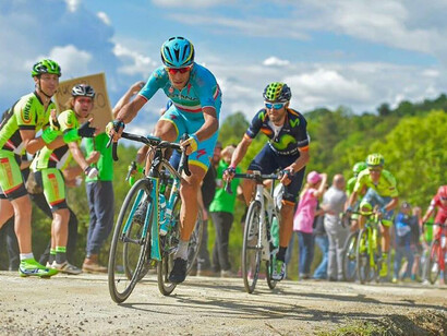 Nibali e Valverde all'attacco sull'utima salita