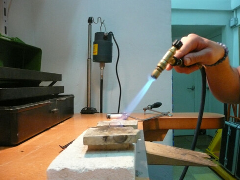 Tratamiento de los minerales para su uso en joyería