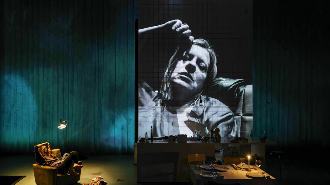 Spinne (spider). Courtesy of the Schaubühne am Lehniner Platz