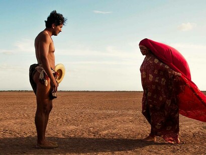 José Acosta and Natalie Reyes in a scene from Birds of Passage (2018)
