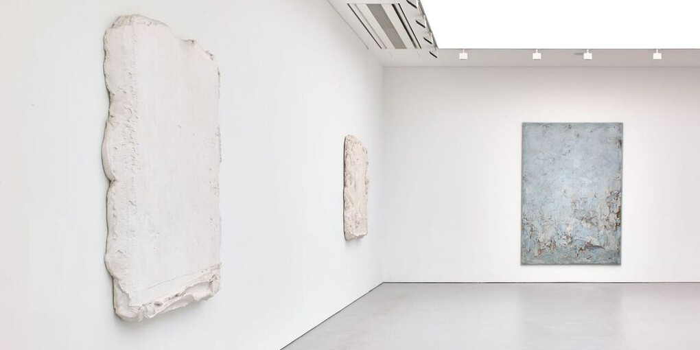Bram Bogart, Exhibition view. Courtesy of 	Saatchi Gallery