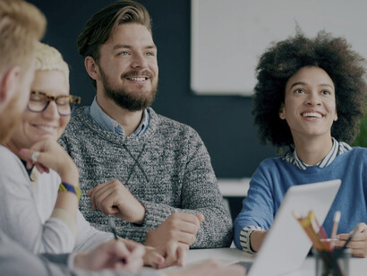 Equipo de trabajo comprometido. Las mayores preocupaciones de los empleados en el trabajo son la salud física, la salud mental y el equilibrio entre trabajo y vida privada