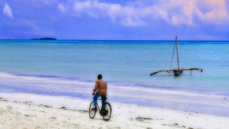 La vita vera sta lasciando lo spazio ad un'esistenza virtuale, foto Sergio Pessolano