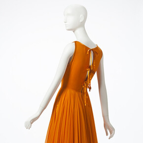 James Galanos, Dress, 1955. Silk chiffon. Gift of Mareen Allen Nichols. Photo by Ken Howie.