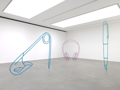 Sculpture. Courtesy of Gagosian Gallery
