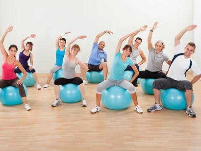 Tra i miglioramenti per l'impiego del metodo Pilates: le capacità funzionali, il ritorno alla normale vita quotidiana, l'aumento dell'equilibrio