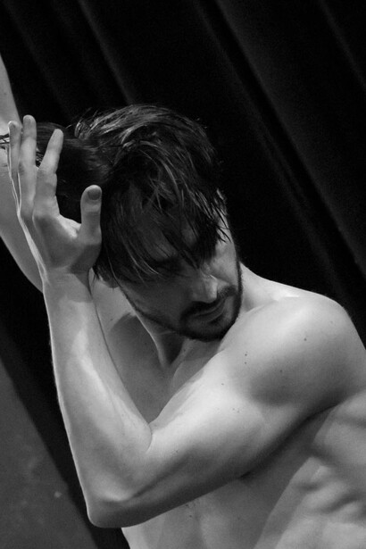 Damiano Ottavio Bigi in "Signs"