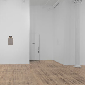Caitlin Keogh, Drawings and paintings, exhibition view. Courtesy of Bortolami