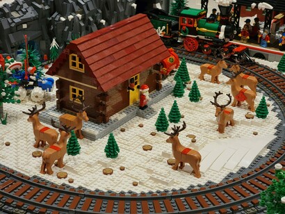 Think outside the brick: the creative art of LEGO®, exhibit view. Courtesy of the Columbus Museum of Art