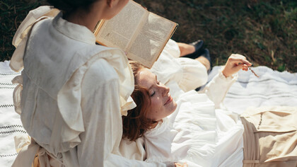 “La Petite Mort” trasciende lo físico para convertirse en una expresión de la conexión profunda entre dos personas