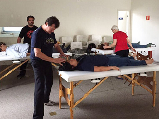 Teaching medical Qigong