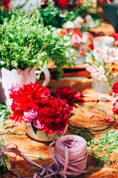 Somma delle persone che ho incontrato, di modi di fare, dire, acquisiti, di immagini, emozioni, di lavori, competenze