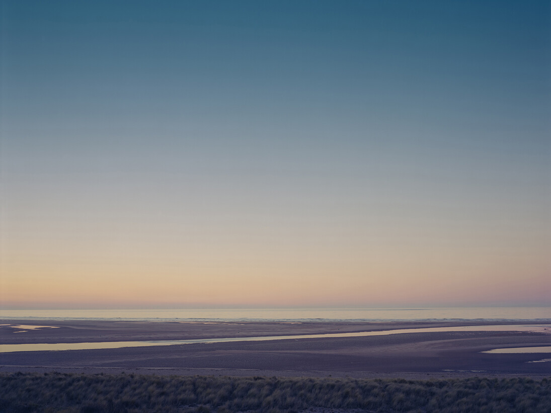 Harry Cory Wright, Deep Space North, 2015, C print, 33 x 39 in / 83 x 100 cm, edition of 7, 58 x 71in / 148 x 180 cm, edition of 3, courtesy of Eleven, London 

