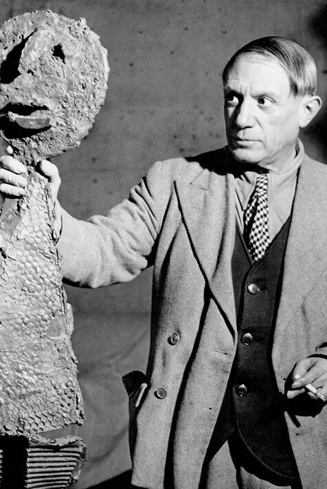 Brassaï, Picasso, Rue des Grands-Augustins, detail, 1939-1940, © Estate Brassaï 