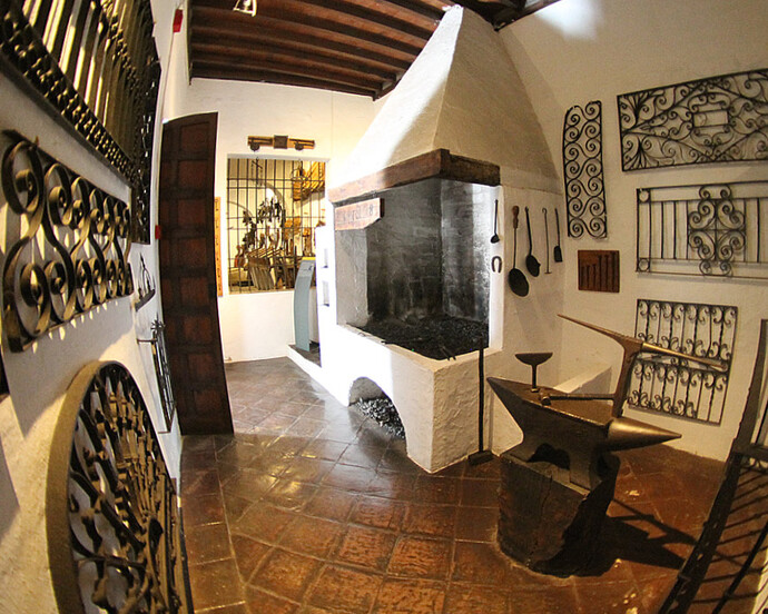 Fragua, Exhibition view. Courtesy of Museo Unicaja de Artes y Costumbres Populares