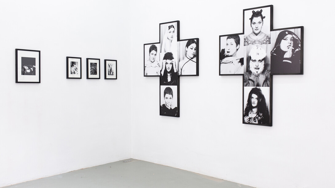 Reina and Oxiea Villamonte, Wake up mama! Exhibition view. Courtesy of Pizza Gallery