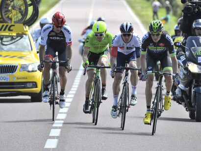 Mark Cavendish primo sul traguardo