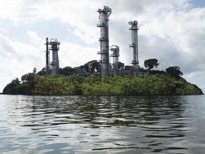 Maica Gugolati, Poderes flotantes