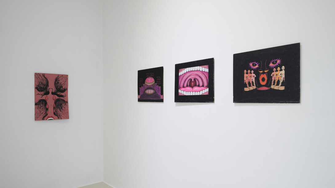 Joanna Braun, hand foot brains on the wall, exhibition view. Courtesy of Leto Gallery. Photo by Bartosz Górka