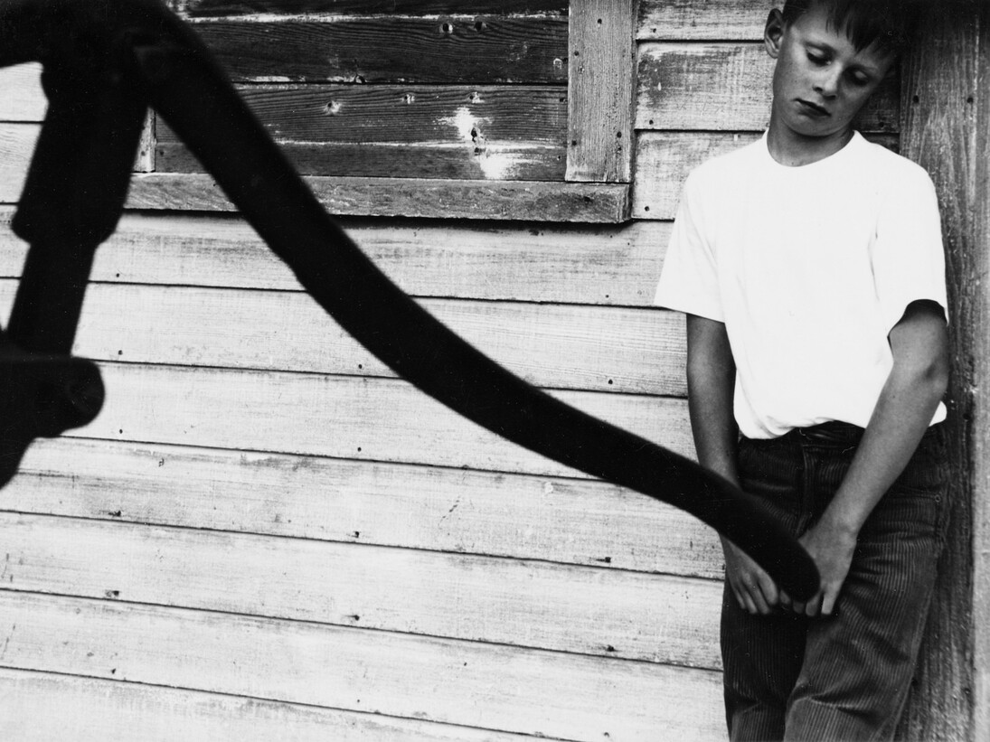 Ralph Eugene Meatyard, Prescience, 1960. © The Estate of Ralph Eugene Meatyard, courtesy Fraenkel Gallery, San Francisco