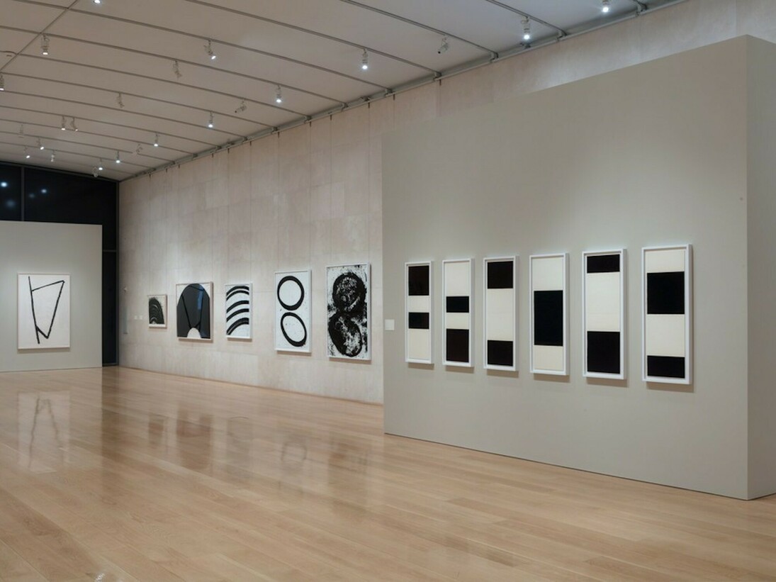 Richard Serra, Exhibition view. Courtesy of Nasher Sculpture Center