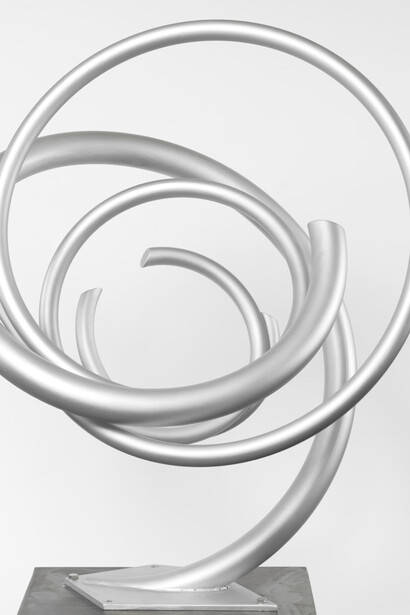 John Clement, Roadrunner (detail), 2023. 1.25" Aluminum Pipe, 2.5" Aluminum Pipe, 1/2" Aluminum Plate Welded aluminum pipe and plate, sandblasted and sealed. 46.5 x 50 x 31 in. Courtesy of the artist and Leila Heller Gallery