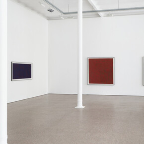 Sol LeWitt, Bands, curves and brushstrokes, exhibition view. Courtesy of Galerie Greta Meert