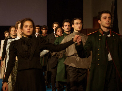 I giovani attori allievi di Eljana Popova in scena con le “Tre sorelle” di Cechov