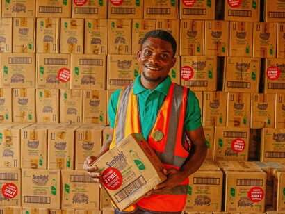 La sostenibilidad en la cadena de suministro no solo es una tendencia, sino una necesidad para minimizar el impacto ambiental y mejorar la imagen del negocio ante los clientes