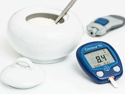 A diabetic blood sugar counter will help people with diabetes maintain their health